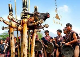 Bài văn nghị luận về sức mạnh của ý chí con người trong đoạn trích Hê-ra-clét đi tìm táo vàng và Chiến thắng Mtao Mxây (Ngữ văn 10) hay nhất