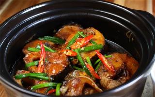 Công thức nấu món cá kho ngon nhất cho bữa cơm gia đình ngày Đông