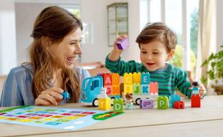 Đồ chơi trí tuệ phù hợp nhất cho cho bé dưới 1 tuổi