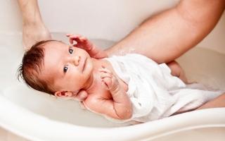 Điều sai lầm khi chăm sóc trẻ sơ sinh
