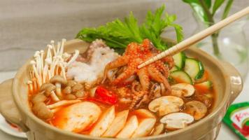 Cách nấu lẩu kim chi thơm ngon, hấp dẫn nhất