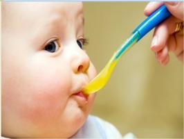 Loại sữa công thức tốt nhất cho trẻ các bà mẹ tin dùng