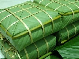 Bí quyết luộc bánh chưng Tết ngon và có màu xanh tự nhiên