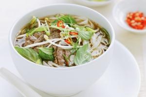 Món ăn hấp dẫn cho mùa mưa tại Sài Gòn