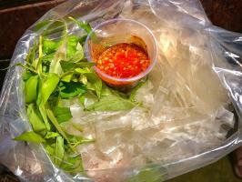 Quán bánh tráng chấm được yêu thích nhất TP. HCM