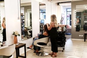 Salon làm tóc đẹp và uy tín nhất quận 4, TP. HCM