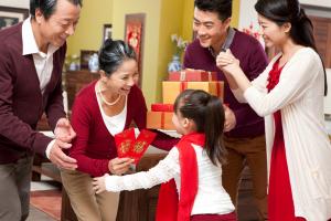 Món quà ý nghĩa dành tặng người thân trong dịp Tết Nguyên Đán