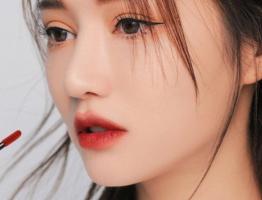 Thỏi son thuần chay hot nhất hiện nay được các chị em tin dùng