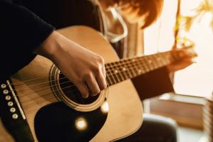 Trung tâm dạy đàn guitar chất lượng ở quận 7, TP. HCM