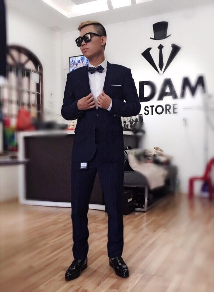 Ảnh khách hàng mặc thử Vest của Store