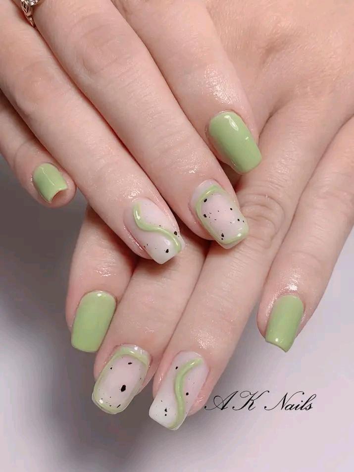 AK nails