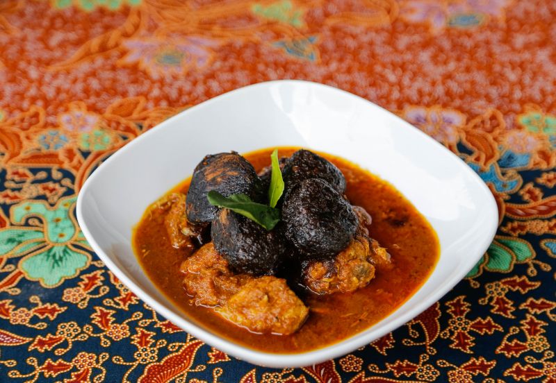 Ayam Buah Keluah