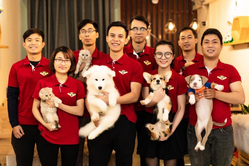 Đội ngũ cán bộ nhân viên AZPET