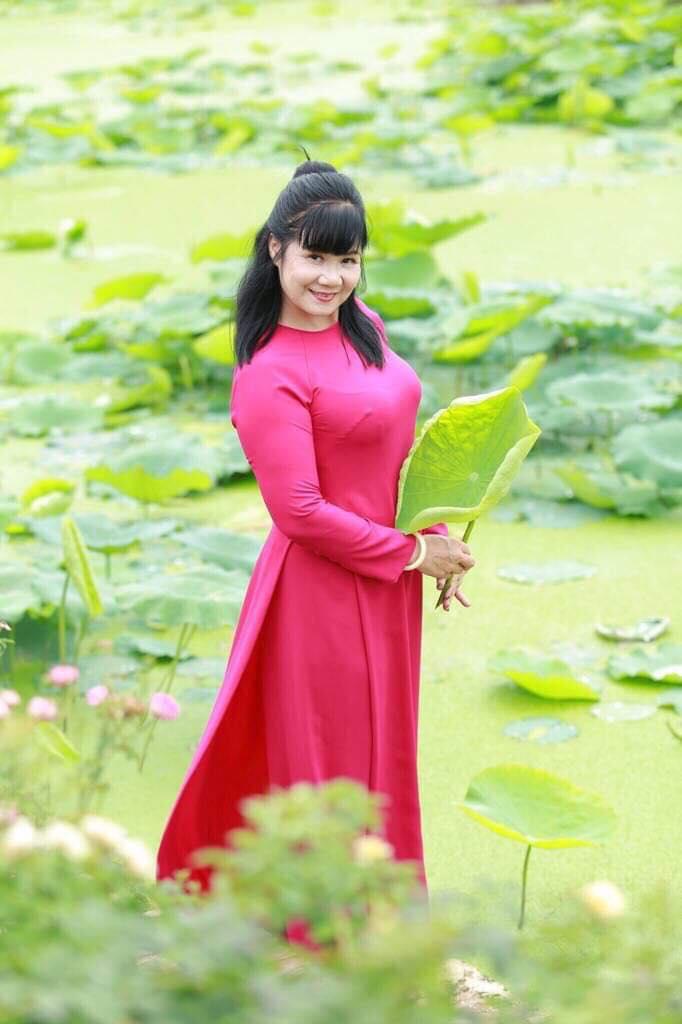 Ảnh chân dung nhà thơ Lan Thanh
