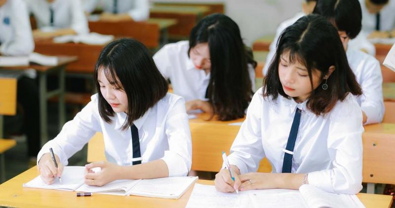 Bài văn thuyết minh về cách học văn hiệu quả số 9