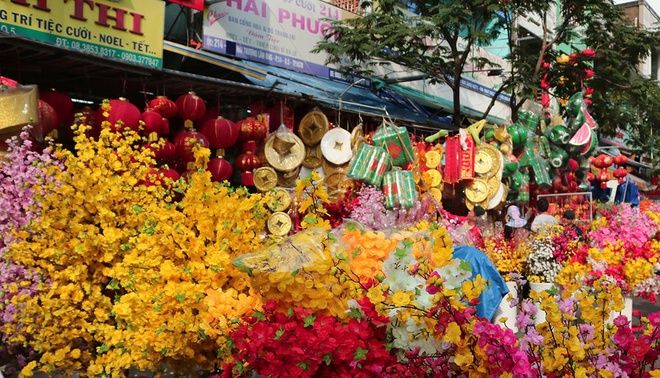 Bán đồ trang trí Tết