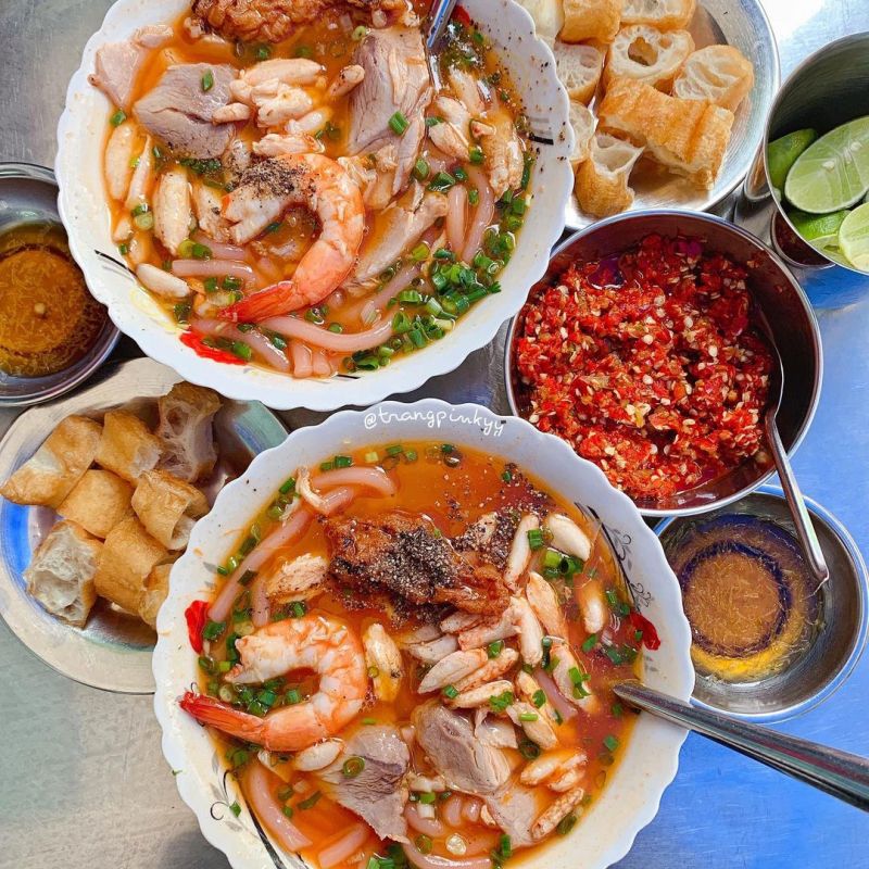 Bánh Canh Cua Hoàng Lan