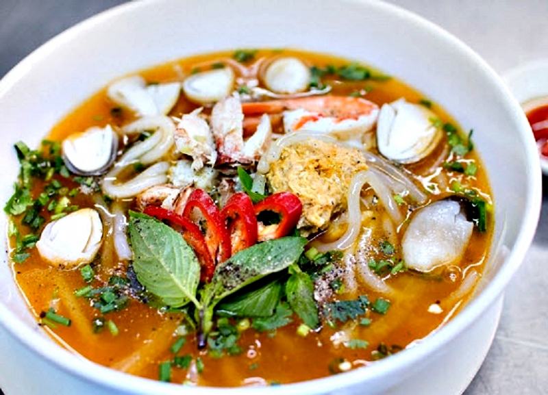 Bánh Canh Mùi