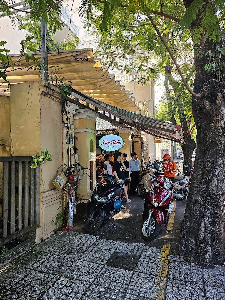 Bà Năm - Bánh Cuốn Nóng
