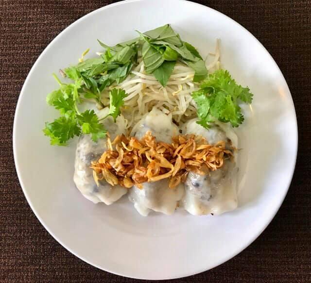 ﻿﻿Bánh cuốn Hoàng Tộc