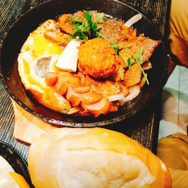 Bánh Mì Chảo Cô 3 Hậu