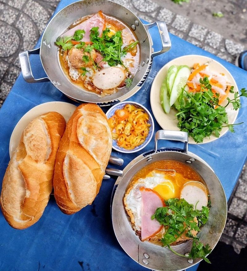 Bánh mì chảo Đặng Trần Côn