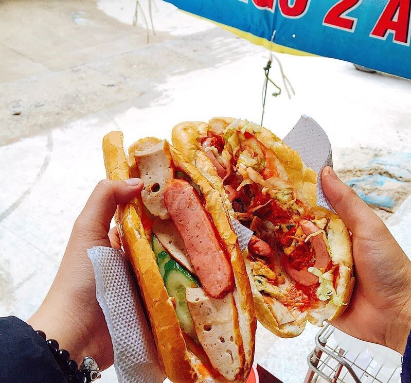 Bánh mì Cô Thu