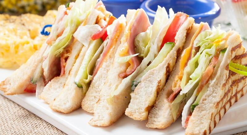 Bánh mỳ sandwich