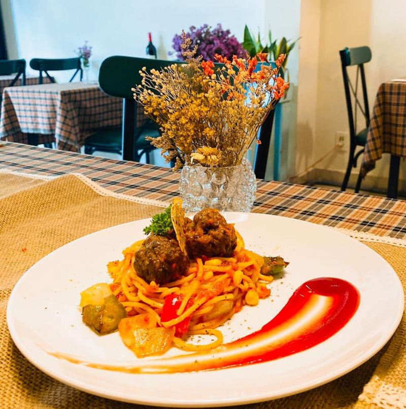 Bluebird - French Restaurant
