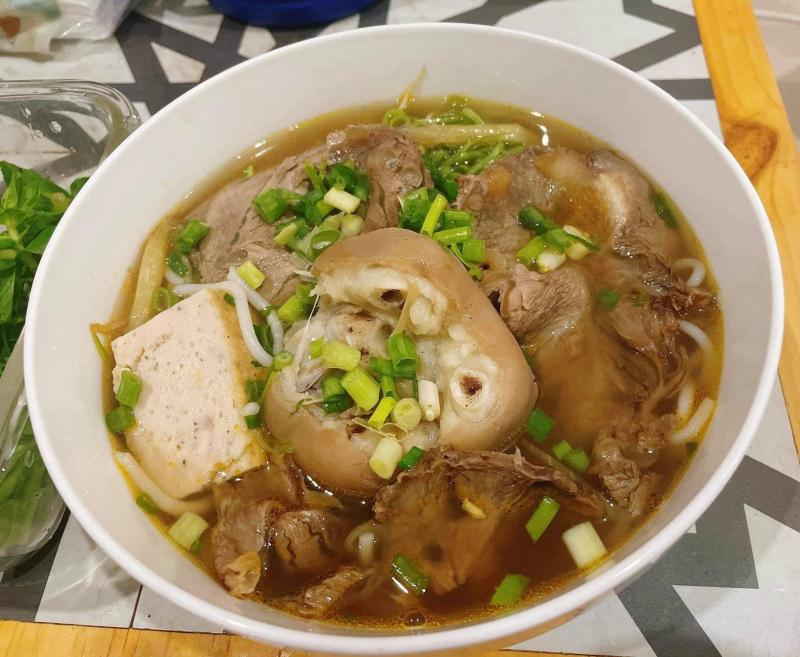 Bún Bò Chú Trung