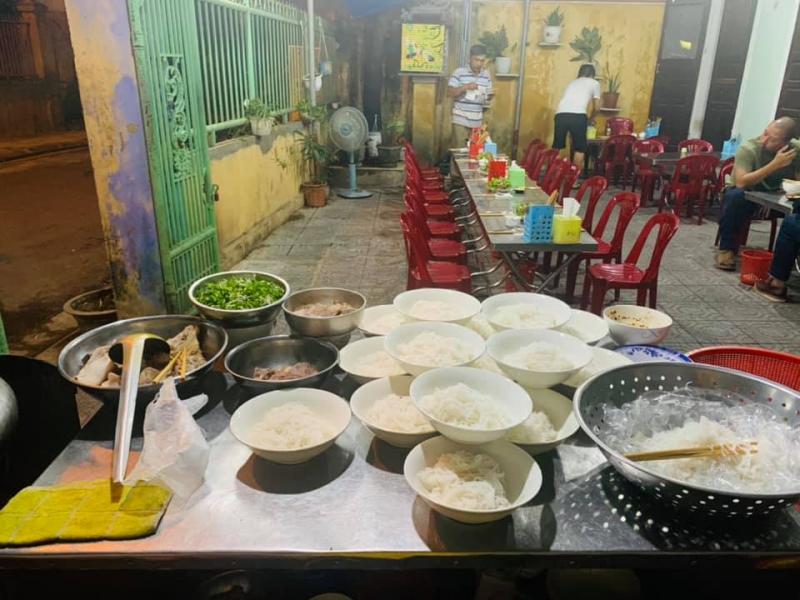Bún Bò O Tý - Nguyễn Du