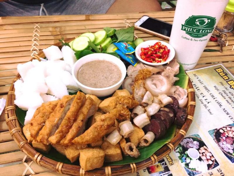 Bún đậu 426 - Cây Trâm vừa nhiều, vừa chất lượng