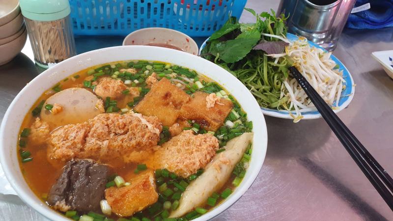Bún riêu cô Hậu