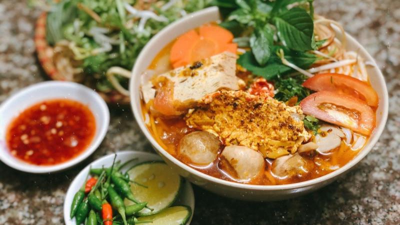 Bún riêu cô Nhài