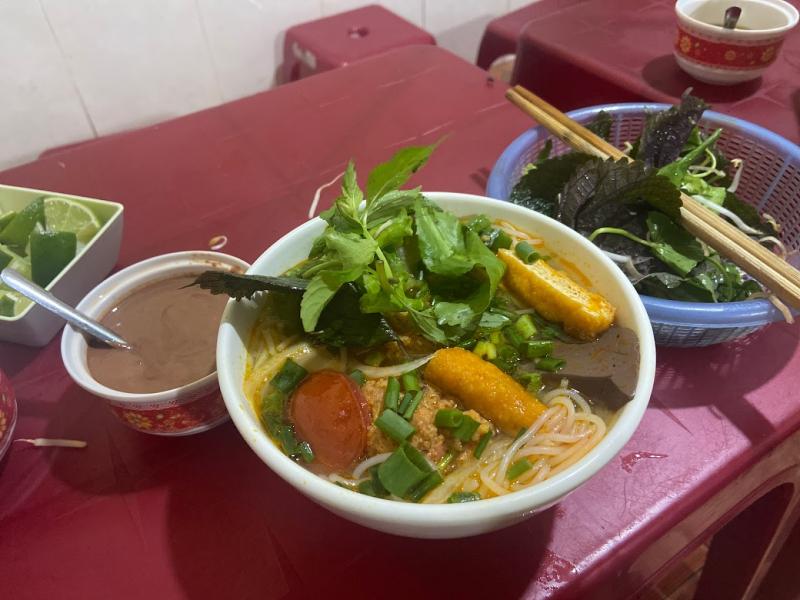 Bún riêu cua Phương Ni