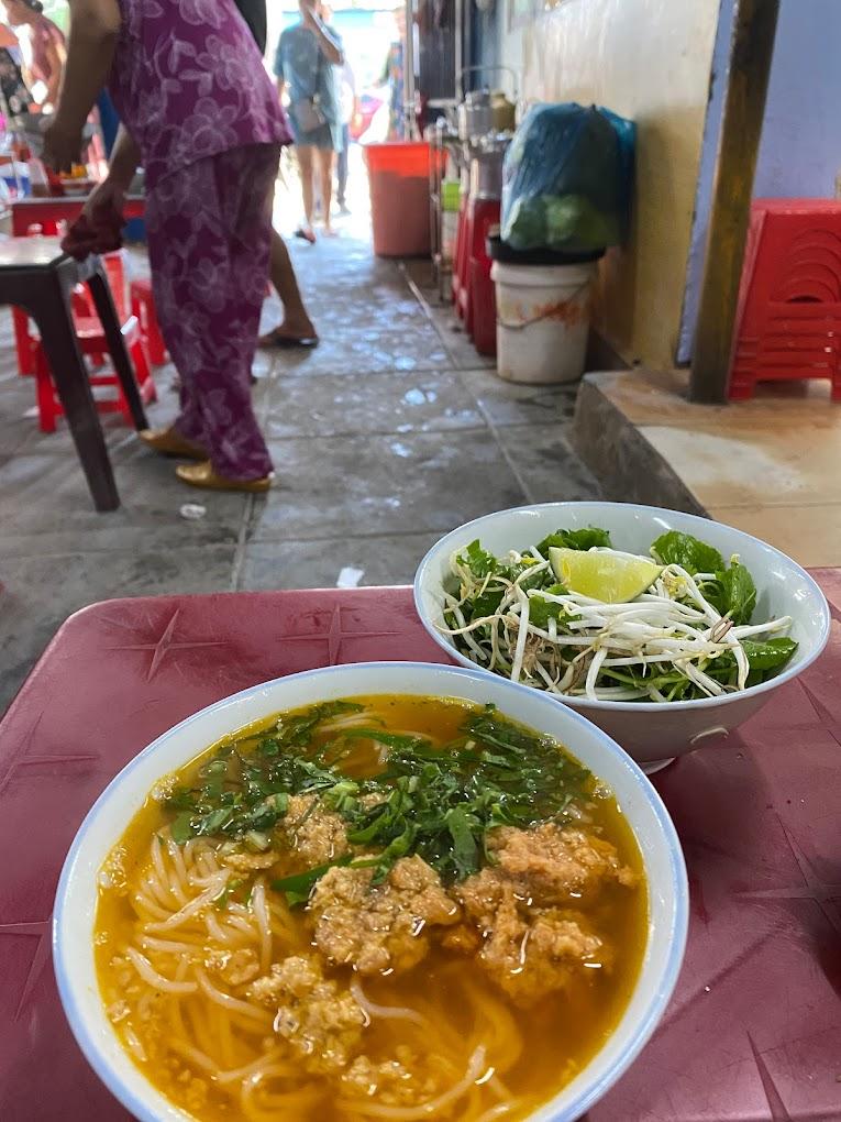 Bún Riêu Cua Thúy