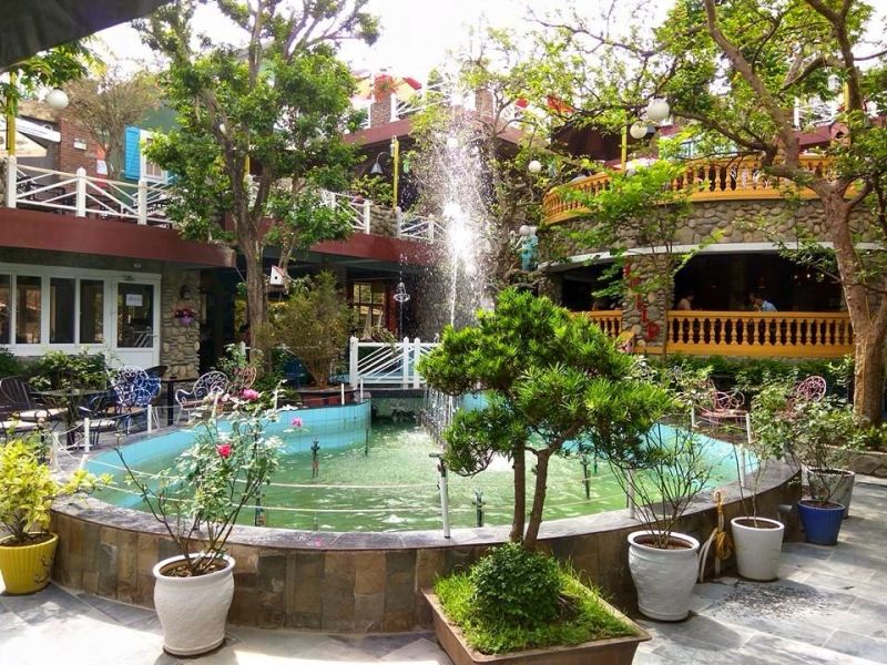 Cà phê Điện ảnh II