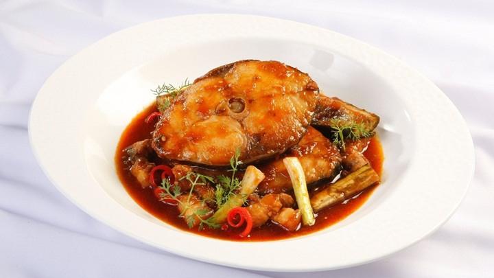 Cá thu sốt me chua