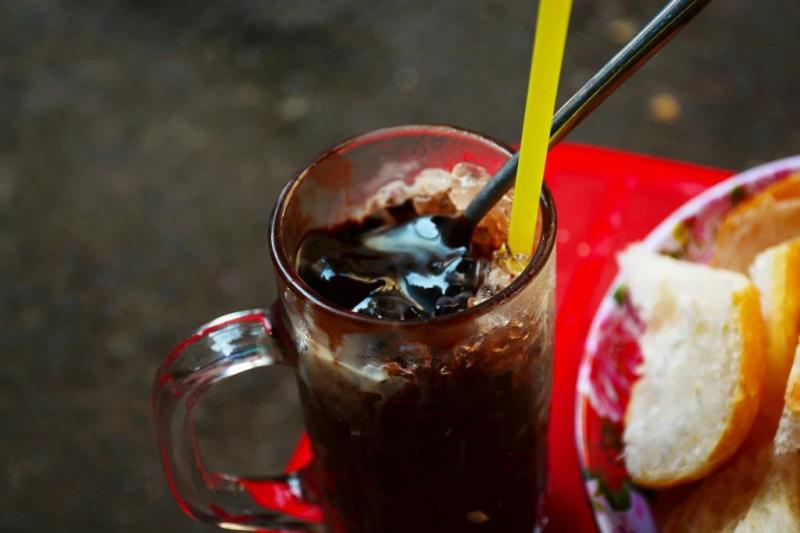 Cacao đá chấm bánh mì