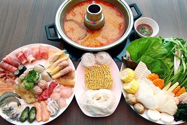 Cách nấu lẩu hải sản đơn giản cho gia đình