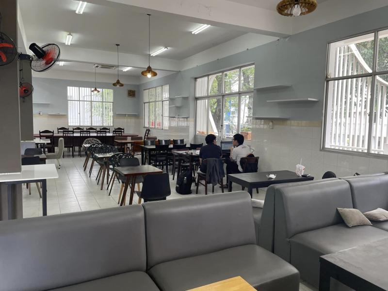 Canteen ĐH Bách Khoa