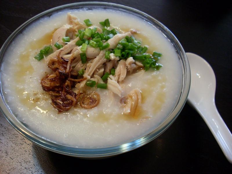 Nước cháo thơm ngọt tự nhiên, hạt gạo nở bung nhưng không nát