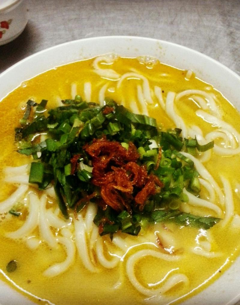 Người dân xứ Nghệ lại quen gọi là cháo canh.