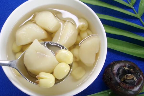 Chè củ năng hạt sen