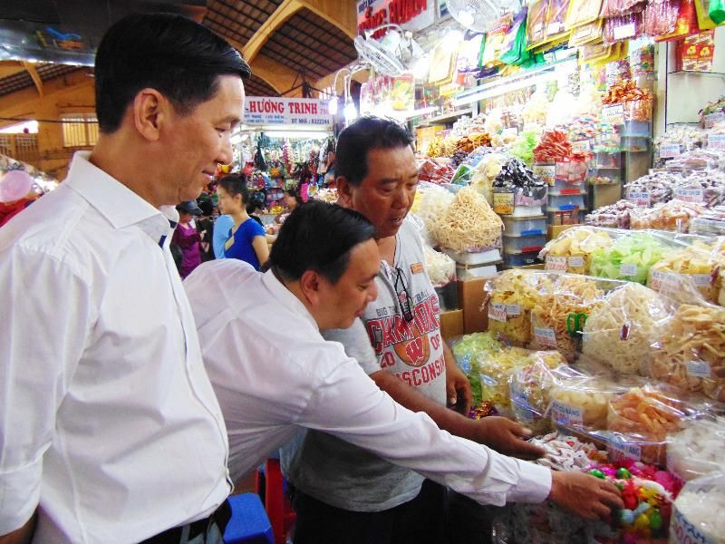 Bài văn thuyết minh về chợ Bến Thành hay nhất - Bài mẫu số 7