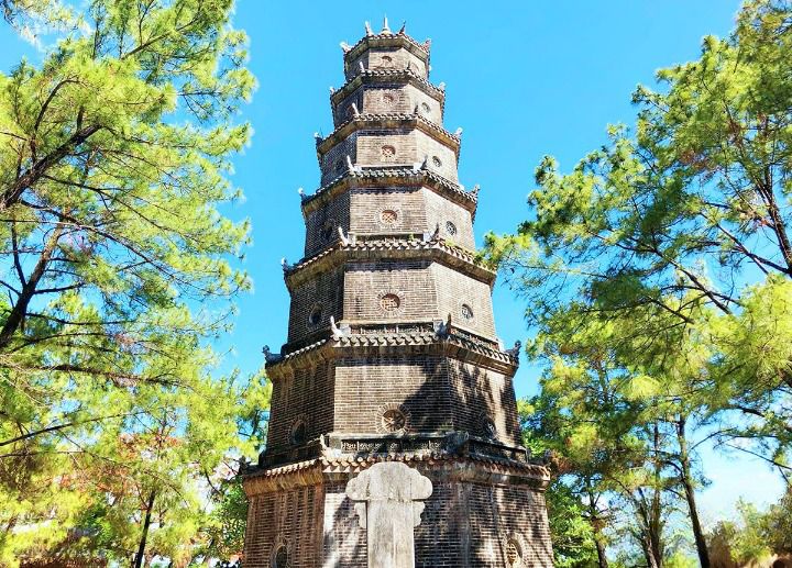Thu về tôi nhớ Huế xưa