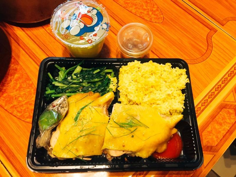 Cơm Gà Khu Phố 4
