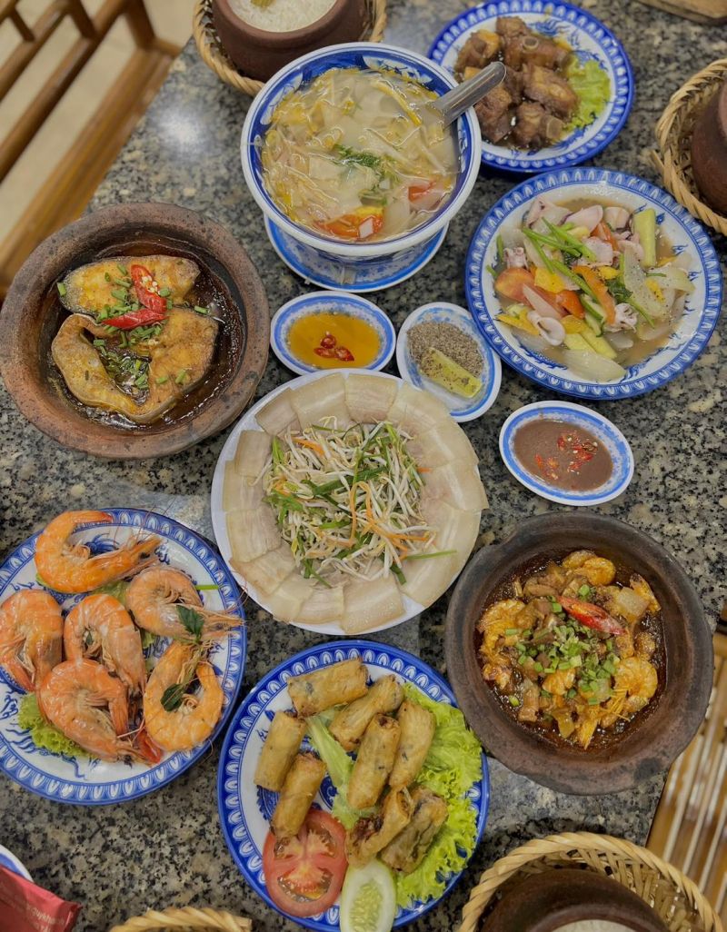 Cơm Niêu Rau Tập Tàng Vũng Tàu