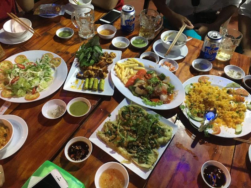 Cơm Việt Nam - Hai Lúa Trà Vinh