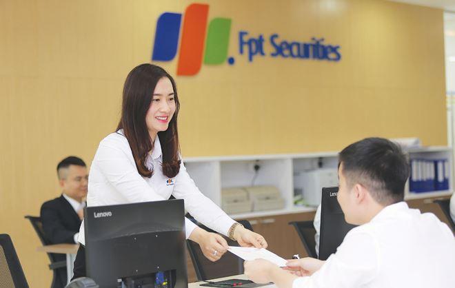 Trải qua hơn 15 năm hình thành và phát triển, FPTS đã liên tục gặt hái được rất nhiều thành công và nhận được sự tin tưởng của khách hàng